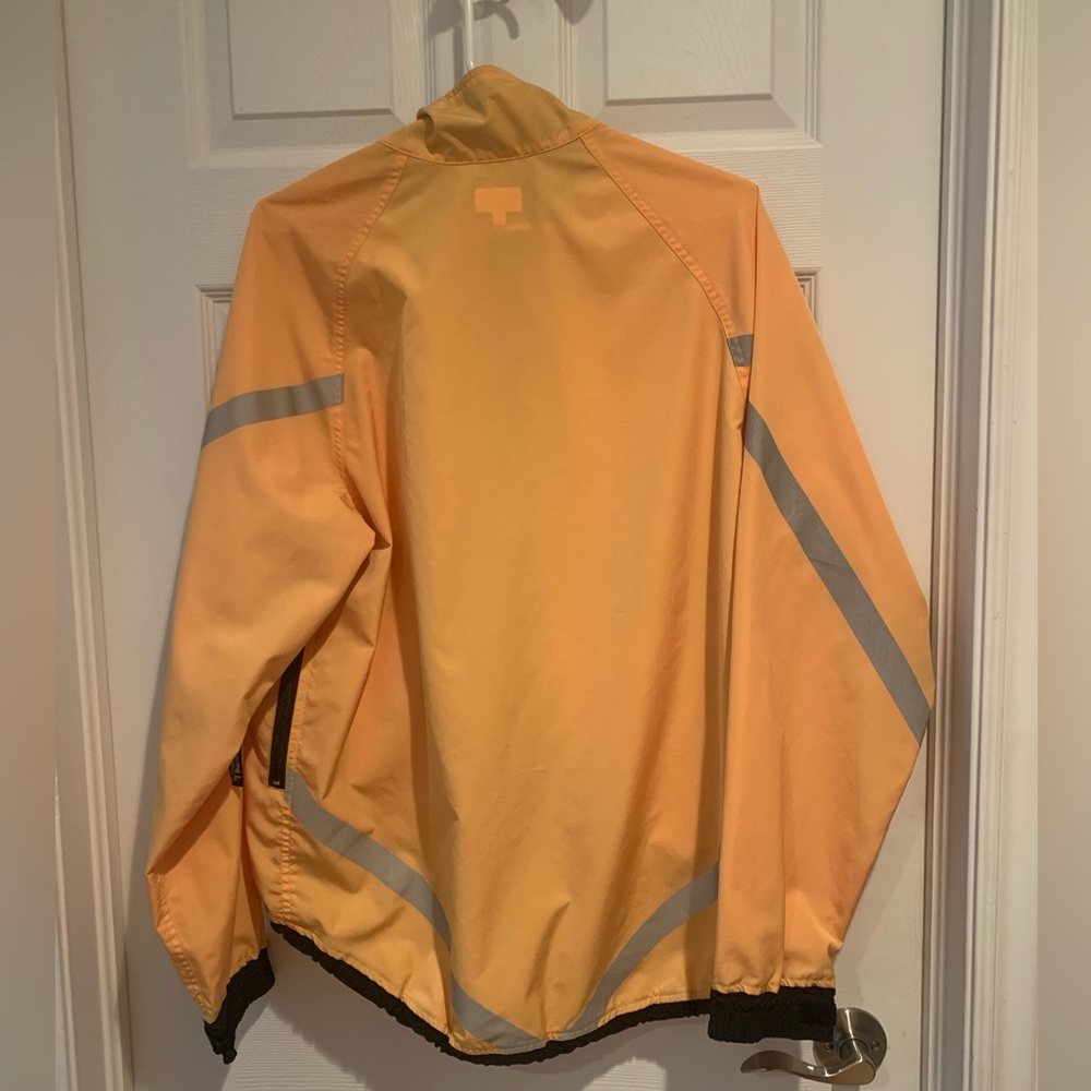 Running Room Yellow Reflective Running Jacket - Picture 7 of 12
